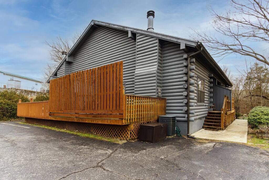 3 Bedroom Log Cabin Condo Close To Everything! برانسون المظهر الخارجي الصورة