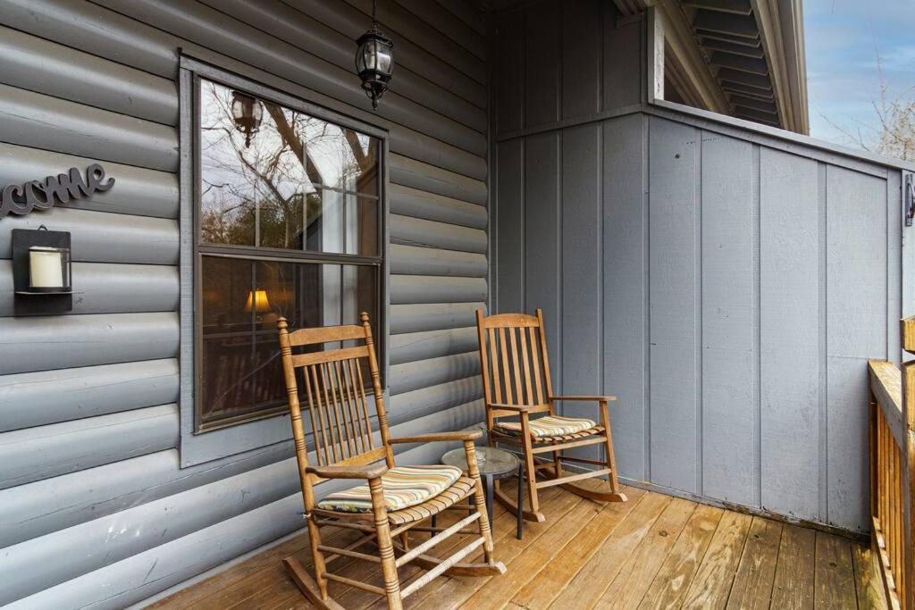 3 Bedroom Log Cabin Condo Close To Everything! برانسون المظهر الخارجي الصورة